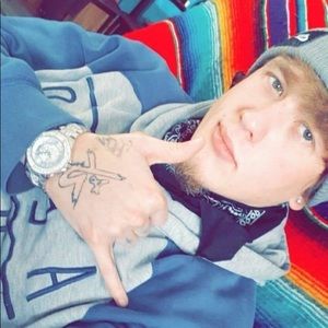 Meet your Posher, Corey